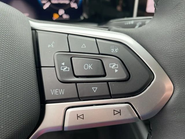 Volkswagen Golf Business DSG Variant