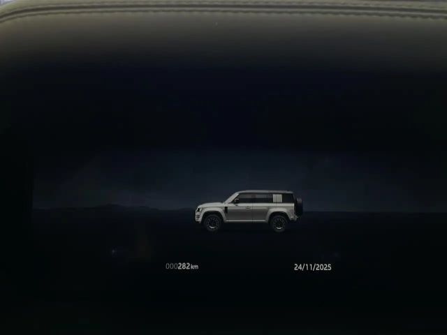 Land Rover Defender 110