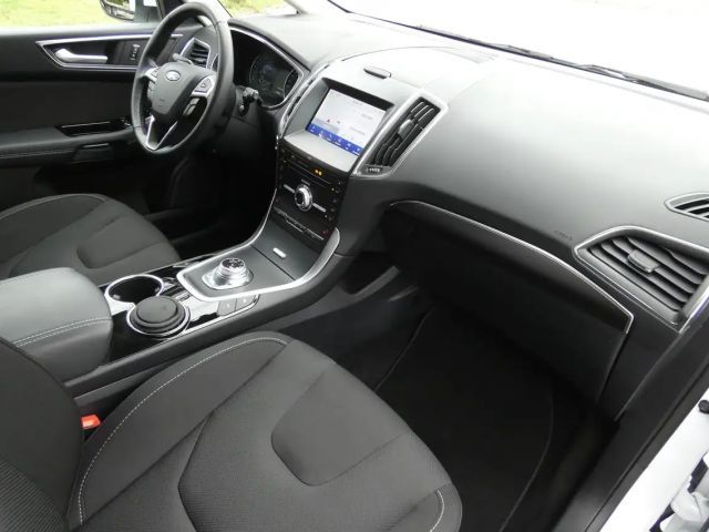 Ford S-Max 2.5 Hybrid 'Titanium'  #LED #NAVI #ACC #KAM