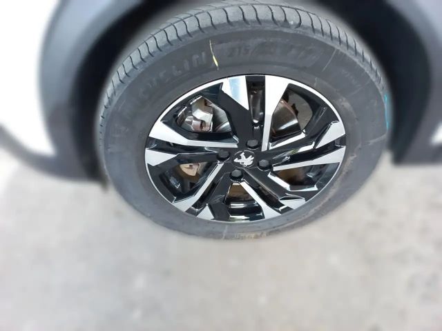 Peugeot E-2008 Allure Pack