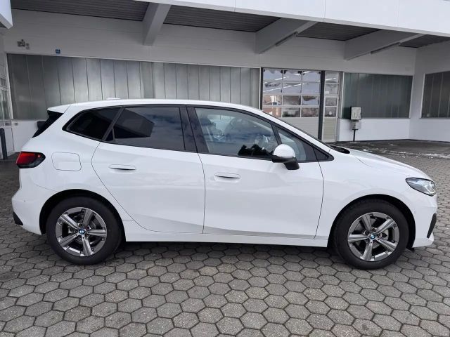 BMW 216 KAMERA DAB LED KLIMAAUTO