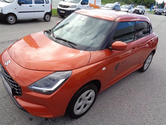 Suzuki Swift AllGrip Hybrid Shine