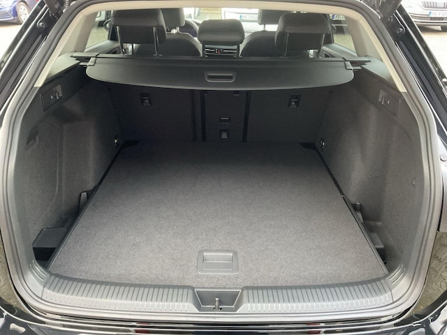 Volkswagen Golf 1.5 eTSI DSG Golf VIII Variant