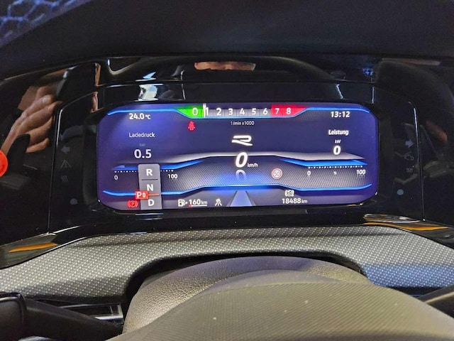 Volkswagen Golf 2.0 TSI Golf VIII