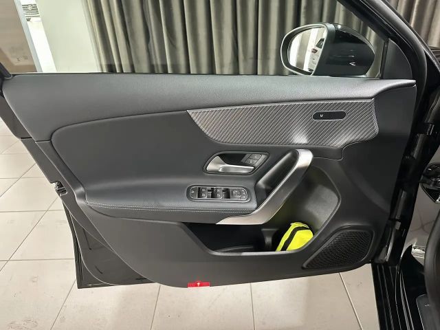 Mercedes-Benz A 200 Progressive