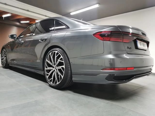 Audi A8 S-Line