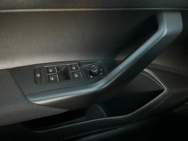 Volkswagen Taigo 1.5 TSI DSG IQ.Drive R-Line