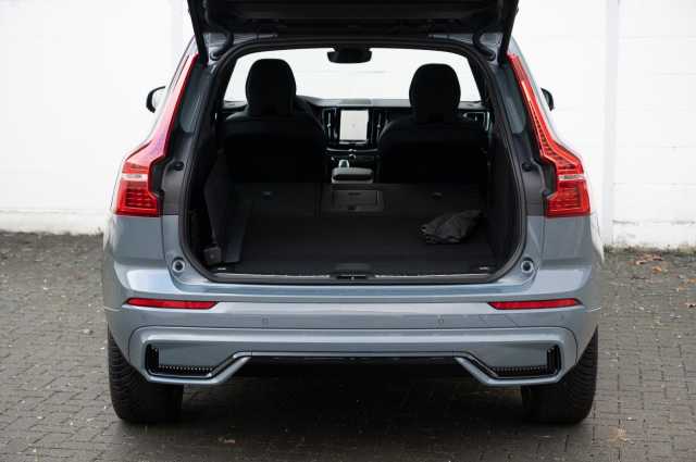 Volvo XC60 AWD Dark Plus T8