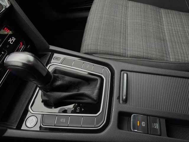 Volkswagen Passat 4Motion Business DSG Variant