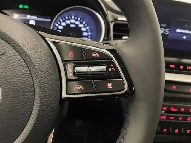 Kia Ceed Ultimate Tempomat VerkehrszeichenERK Navi