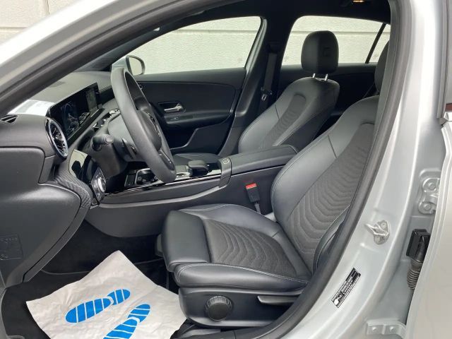 Mercedes-Benz A 200 Business Line