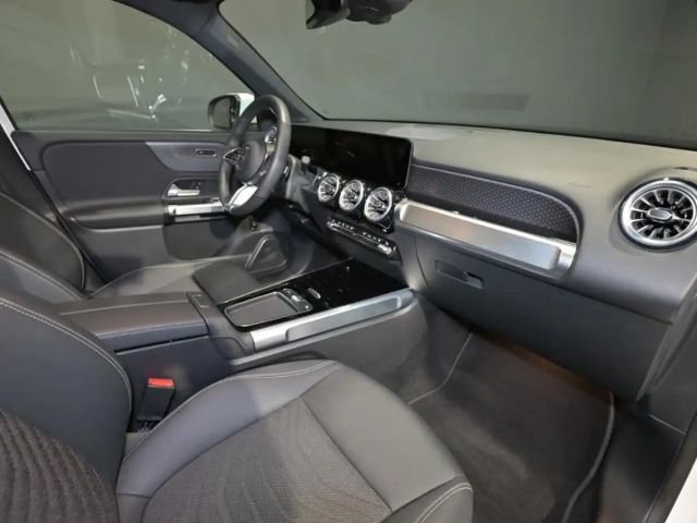 Mercedes-Benz EQB 300 4MATIC Progressive