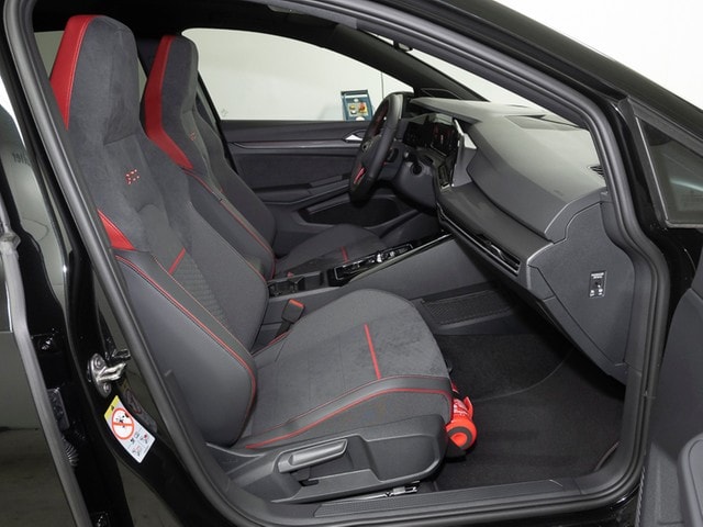 Volkswagen Golf 2.0 TSI Golf VIII