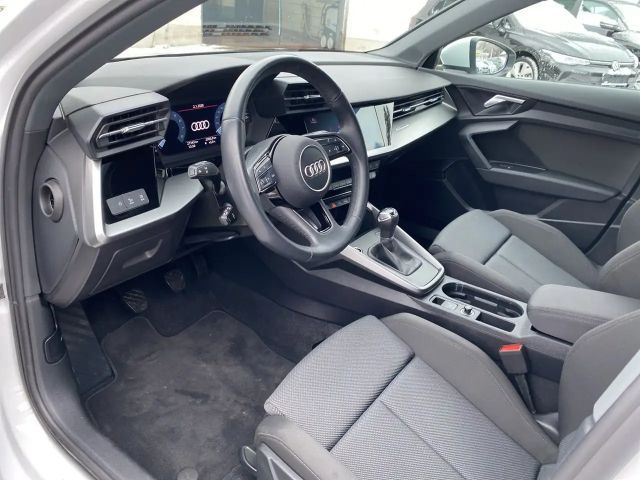 Audi A3 30 TFSI Sedan