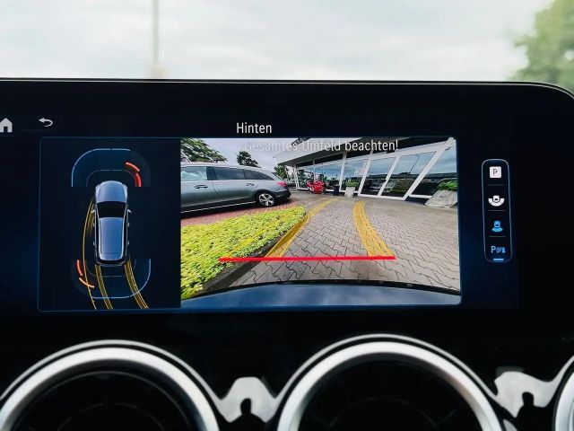 Mercedes-Benz B 180 Progressive Sedan