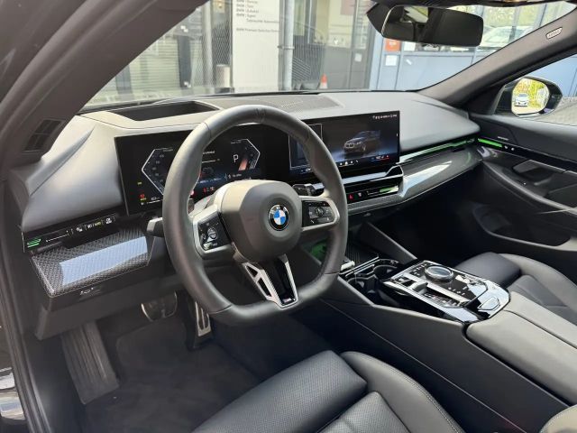 BMW 540 540d M-Sport Touring xDrive