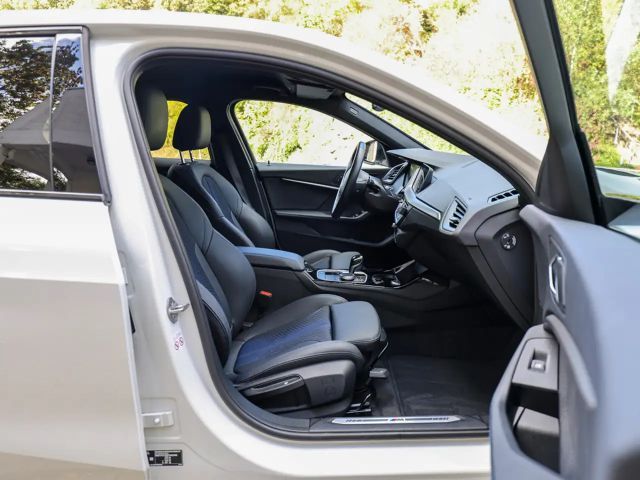 BMW 118 118i M-Sport Sedan