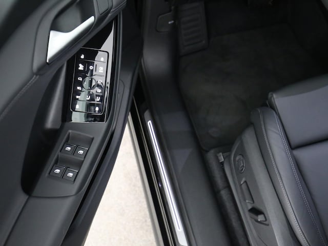 Audi Q6 e-tron Quattro