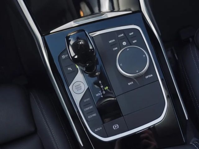 BMW 320 320d Sport Line Touring xDrive