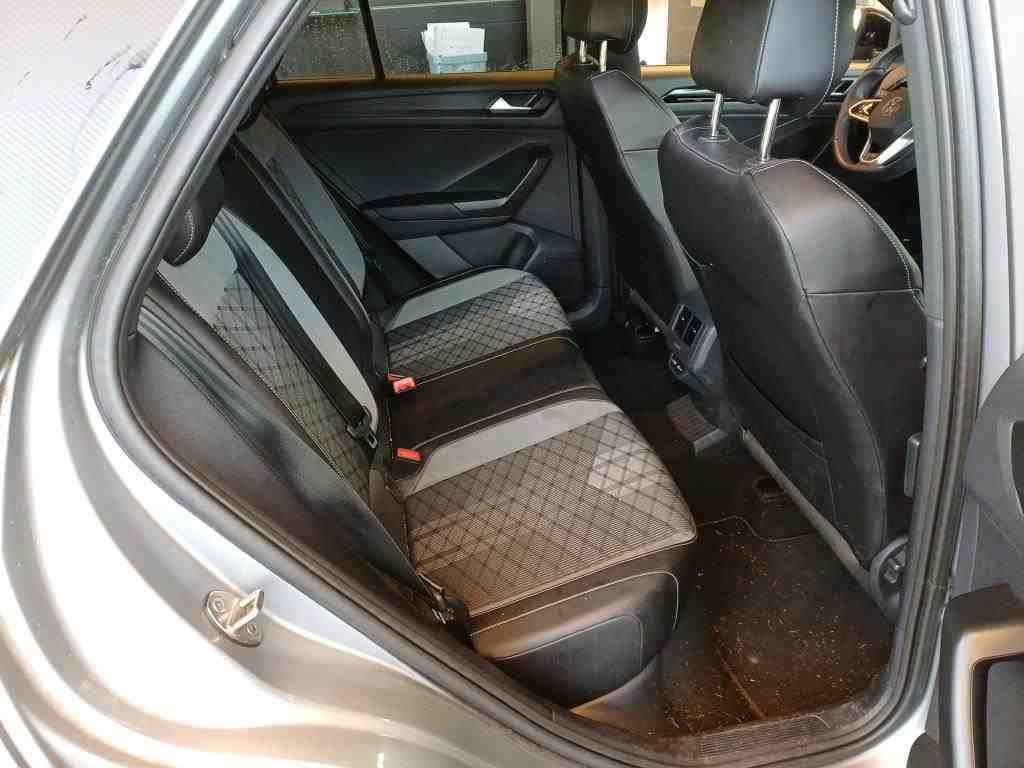 Volkswagen T-Roc 1.5 TSI DSG IQ.Drive R-Line