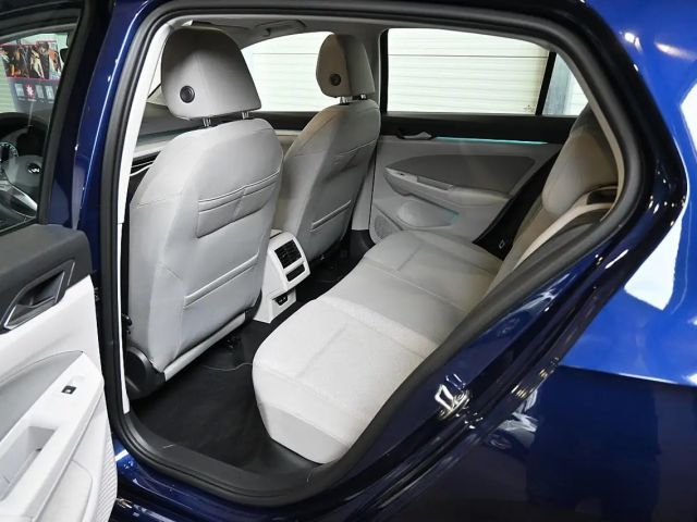 Volkswagen Golf DSG Life