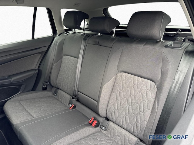 Volkswagen Golf 1.5 eTSI DSG Golf VIII Variant