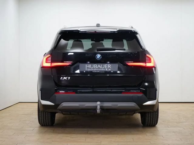 BMW iX1 xDrive30