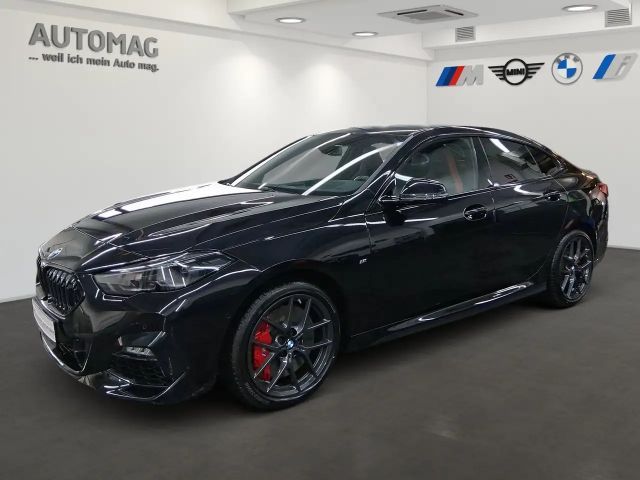 BMW 220 220i Coupé M-Sport