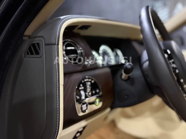 Rolls-Royce Cullinan NOVITEC WIDEBODY,VIP,24",STARLIGHT