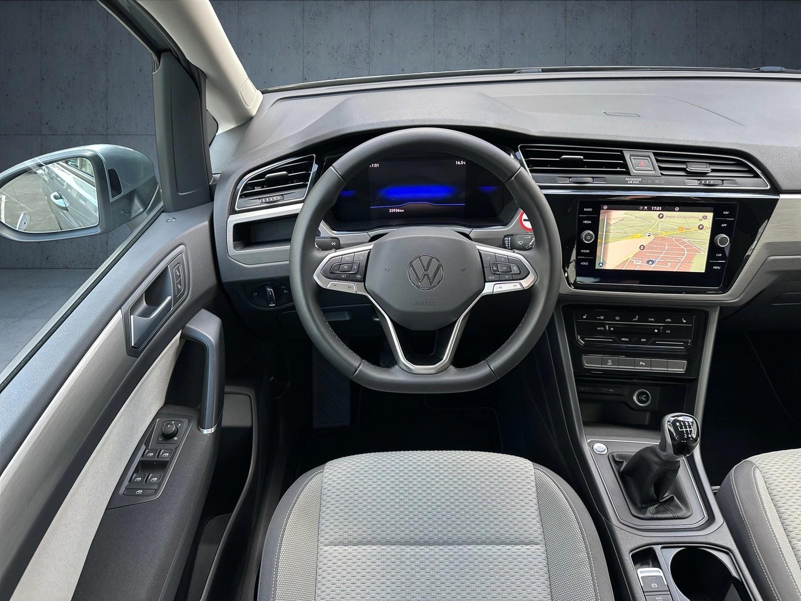 Volkswagen Touran 1.5 TSI Comfortline