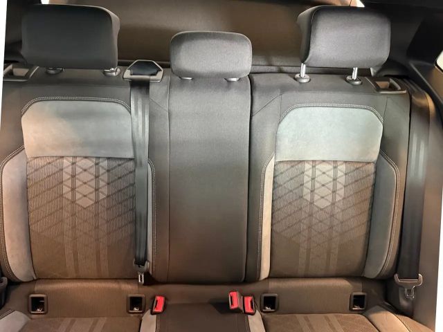 Volkswagen Polo 1.0 TSI R-Line