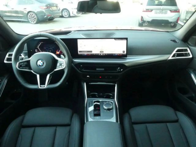 BMW 330 330e Touring xDrive