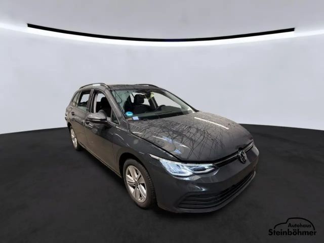 Volkswagen Golf 1.5 eTSI DSG Life Variant