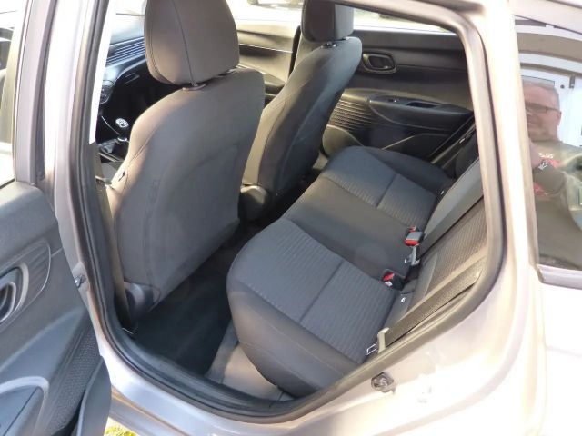 Hyundai i20 APPLE SHZ LHZ KAMERA TEMPOMAT