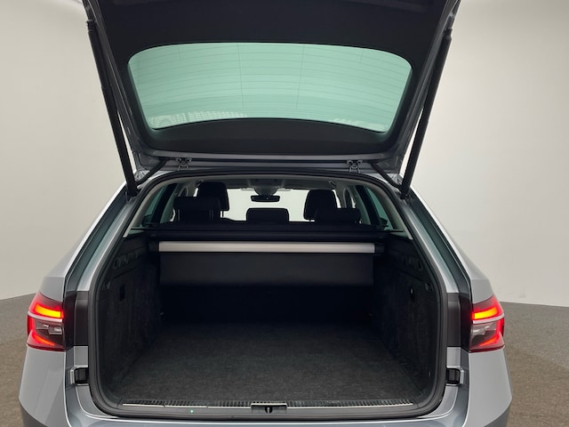 Skoda Superb 1.4 TSI Combi iV