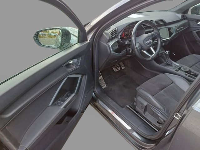 Audi Q3 40 TFSI Quattro S-Tronic