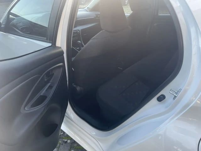 Toyota Yaris Hatchback Hybride