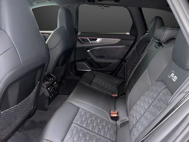Audi RS6 Avant Performance