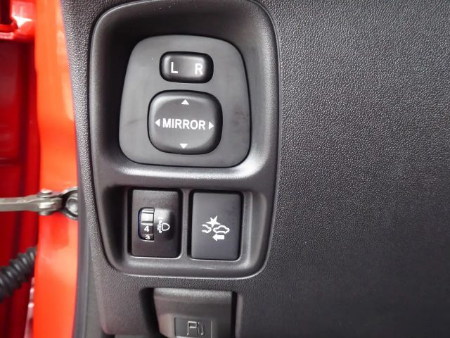 Toyota Aygo Hatchback Play Team D X-play