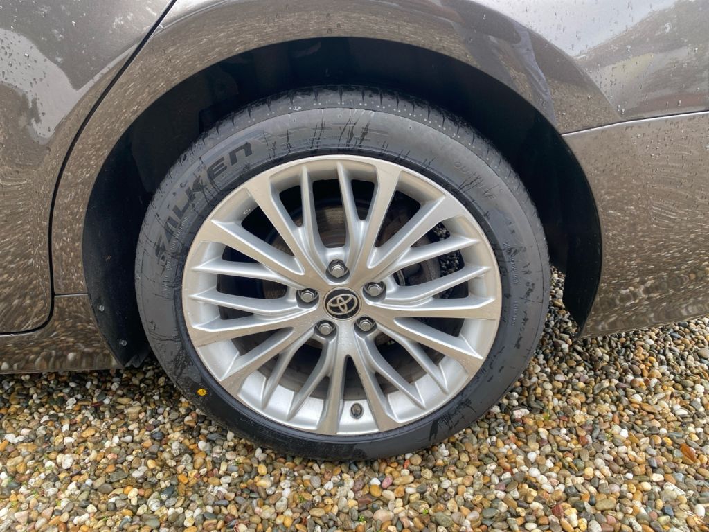 Toyota Camry Executive