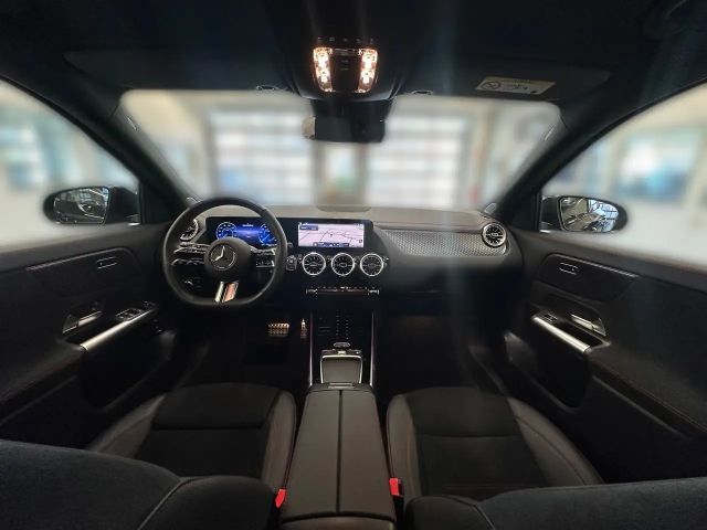 Mercedes-Benz EQA 350 4MATIC AMG Line