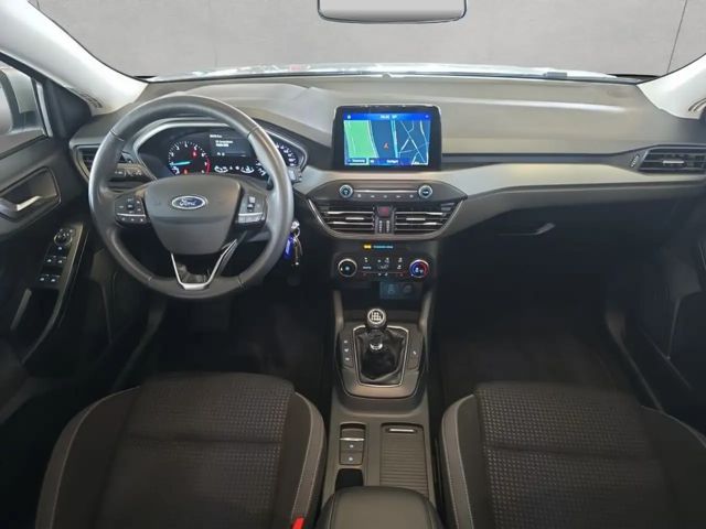 Ford Focus Cool & Connect EcoBoost Wagon