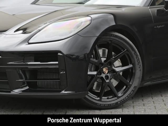 Porsche Panamera 4 E-Hybrid