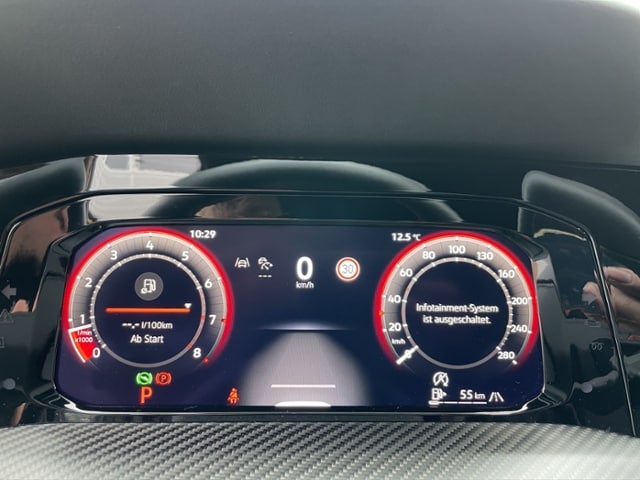 Volkswagen Golf 2.0 TSI DSG Golf VIII