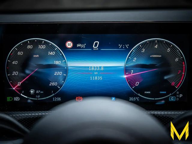 Mercedes-Benz A 180 AMG Line