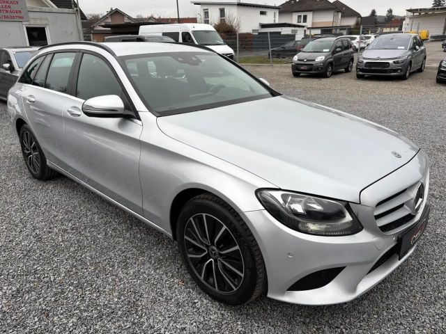 Mercedes-Benz C 220 4MATIC C 220 d Estate