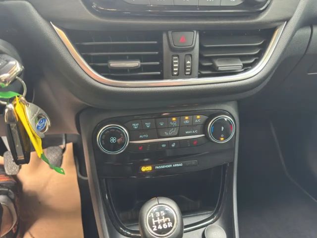 Ford Puma EcoBoost Titanium