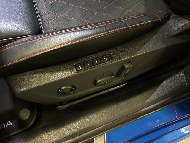 Skoda Octavia Combi RS