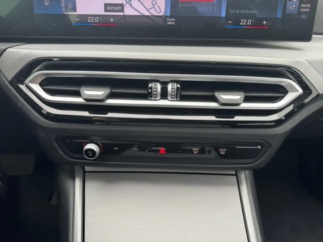 BMW 318 iAT  +HUD+ADAPTIVE-LED+ACC+NAVI+SHZ+DAB+MFL+