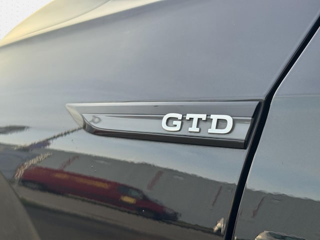 Volkswagen Golf 2.0 TDI DSG GTD